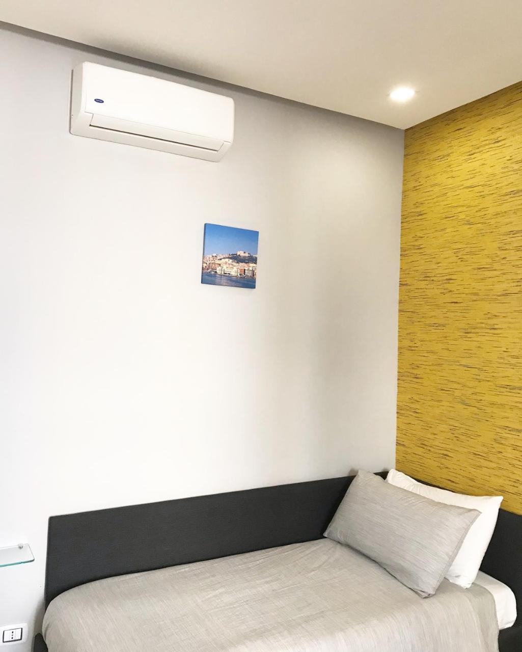 Terrazza Aragon Room And Spa Naples Exterior photo